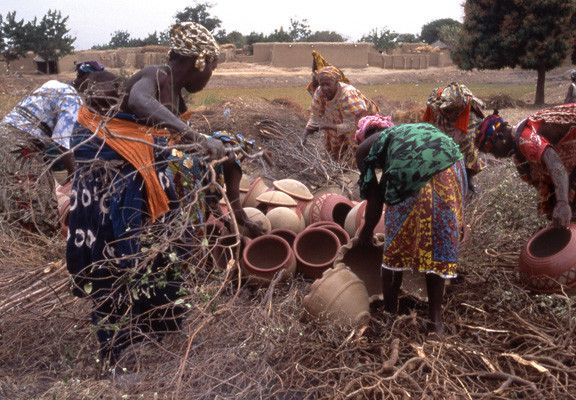 4-women-making-mound